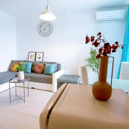 Joy City Stylish Chic Apartment